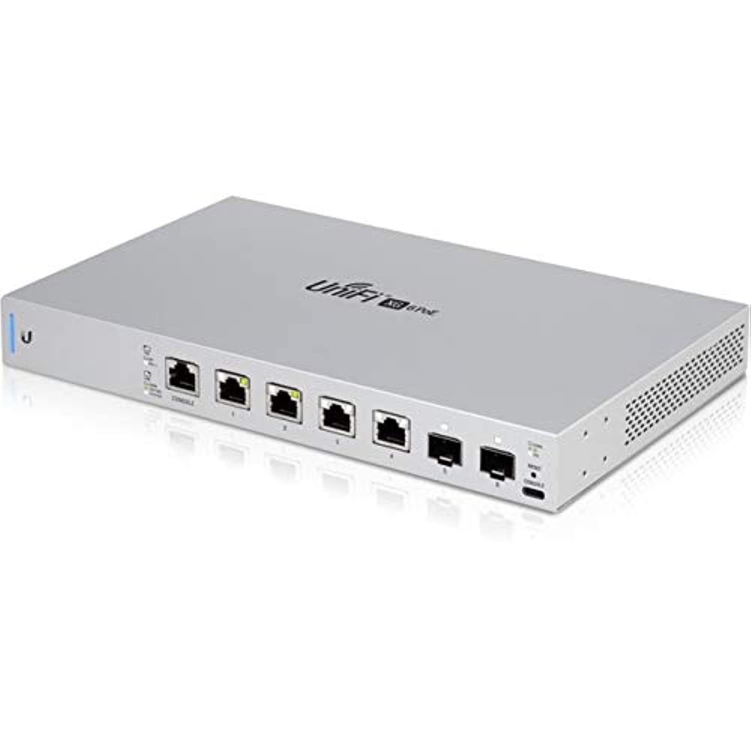 Ubiquiti UniFi - Router – Inalámbrico - Material de la carcasa: Policarbonato - Interfaz de gestión: Ethernet Bluetooth - Interfaz de red LAN: (1) puerto GbE RJ45 - WAN: (1) puerto GbE RJ45 - Método de alimentación: USB tipo C (5 V CC/3A) - MIMO: 2,4 GHz/